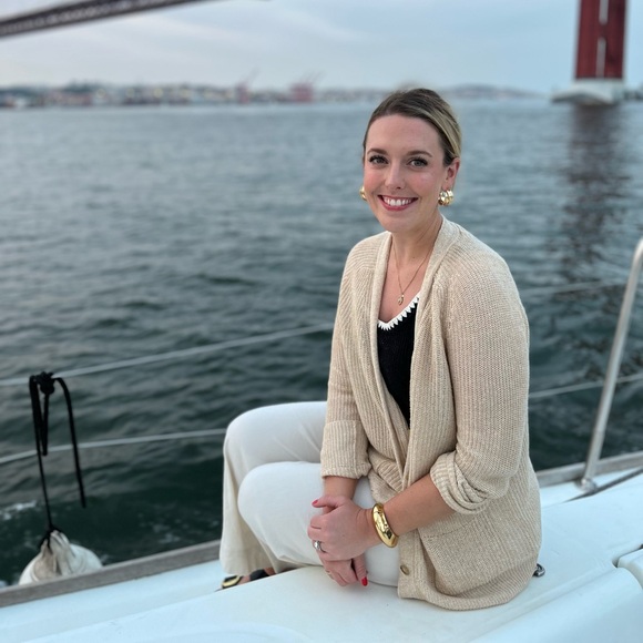 Meet your Posher, Meghan - Picture 2 of 5